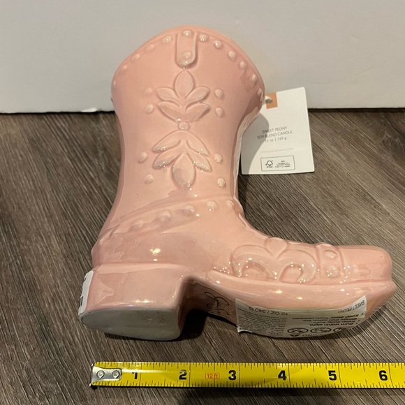 SOLD!!Super Cute Jessica Simpson Iridescent Cowboy Boot Candles-Set of 2- NWT - Picture 7 of 9
